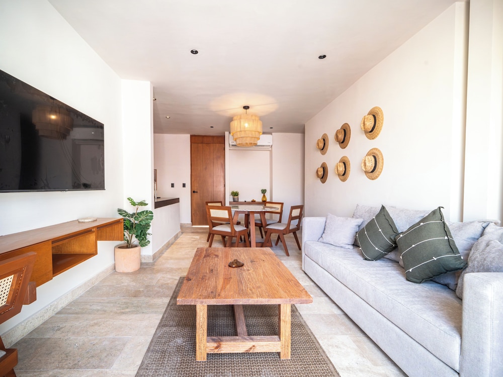 Hotel Santa Lucia 49/57