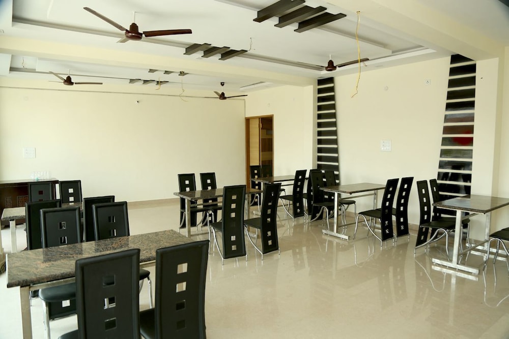 Hotel Kss Inn 29/32