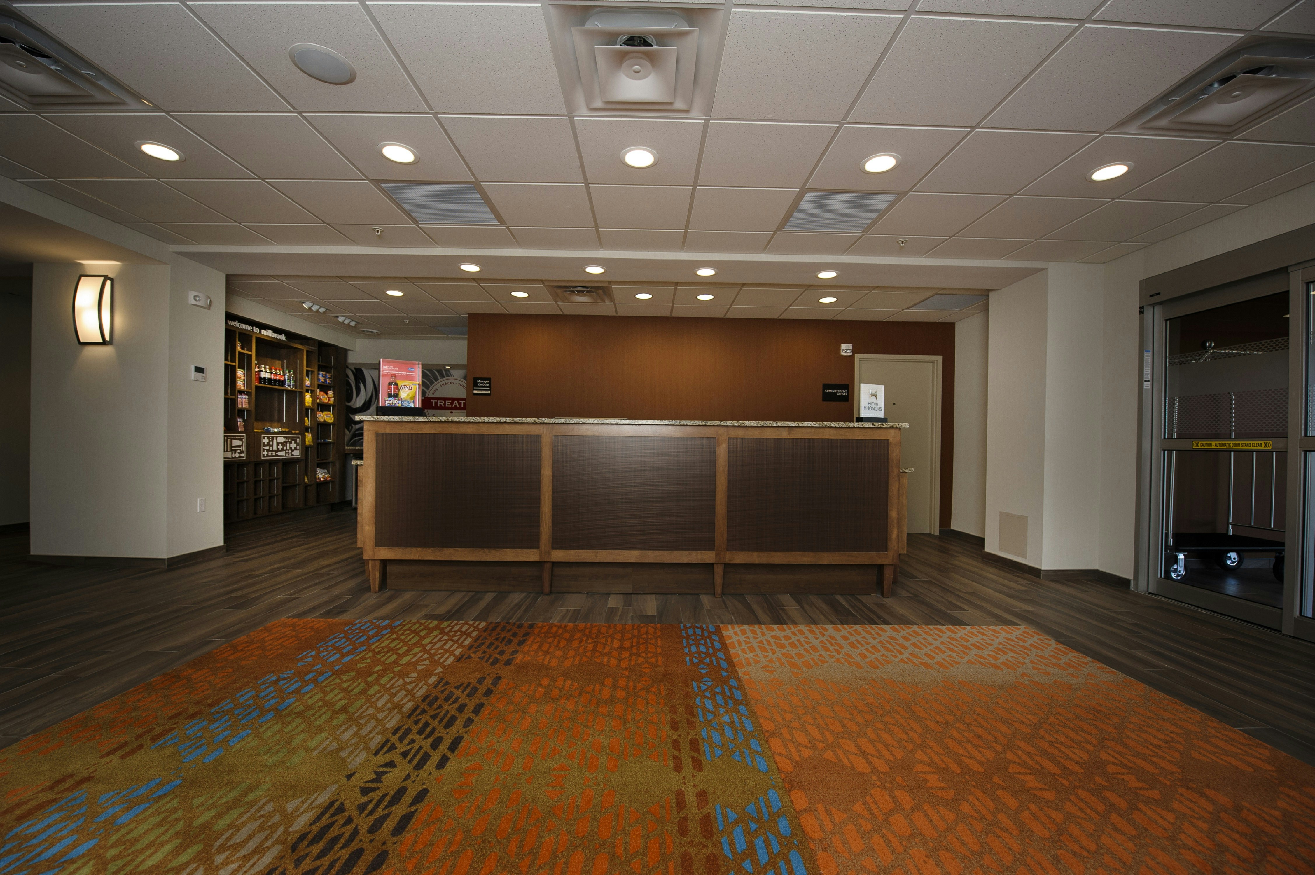 Hampton Inn & Suites by Hilton Truro 1/26