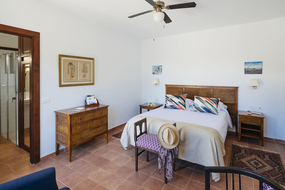 Hotel EL GRIFO 52/71