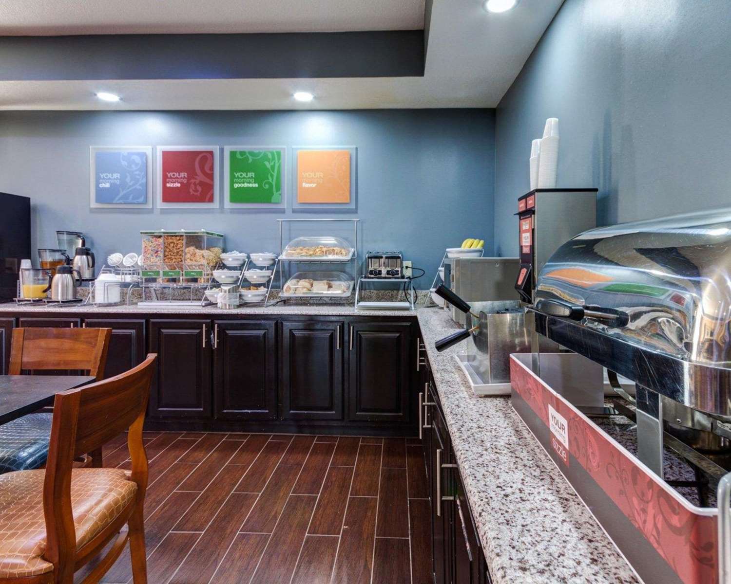 restaurant cafeteria