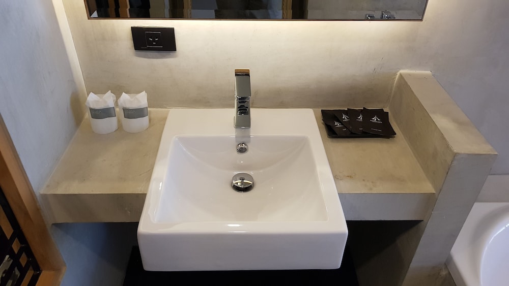 Aurico Kata Resort & Spa 49/50