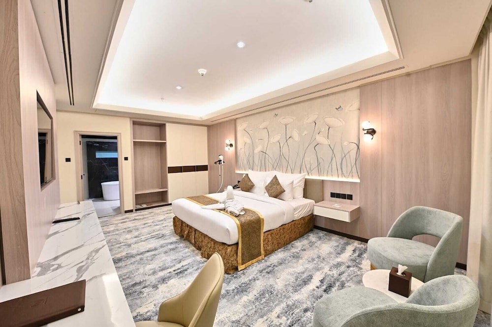 Pavilion Palace Hotel 26/43