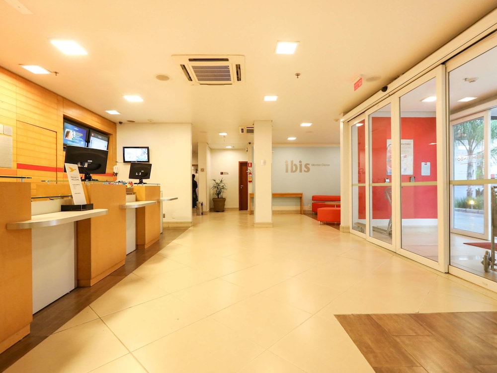 Ibis Montes Claros Shopping 15/50