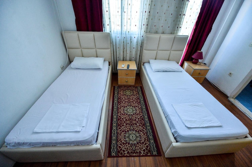 Hotel Argenti Shkoder 17/48