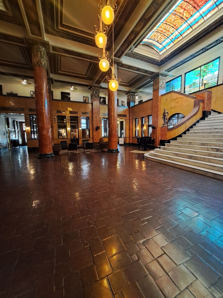 Gadsden Hotel 45/51