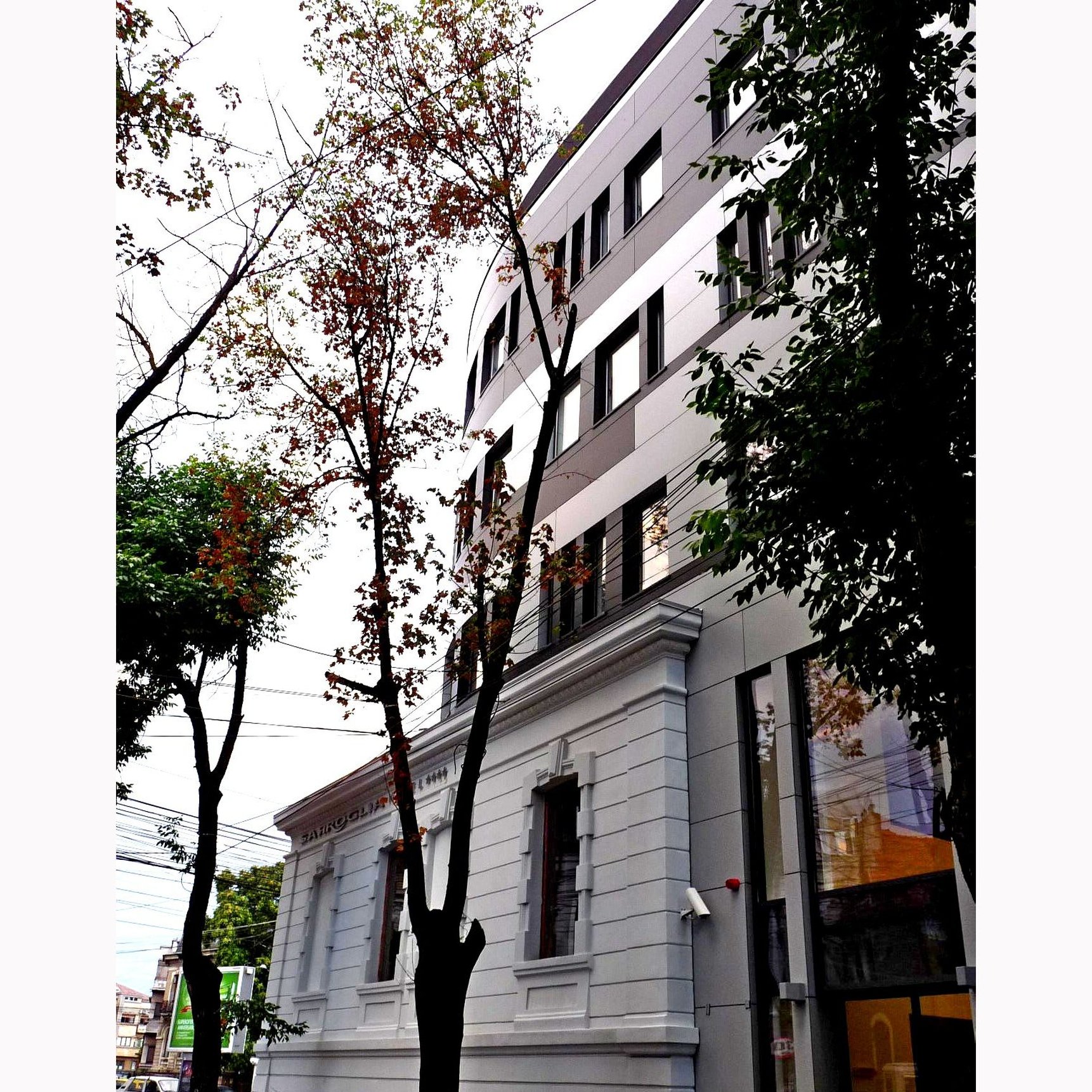 SARROGLIA HOTEL 2/40