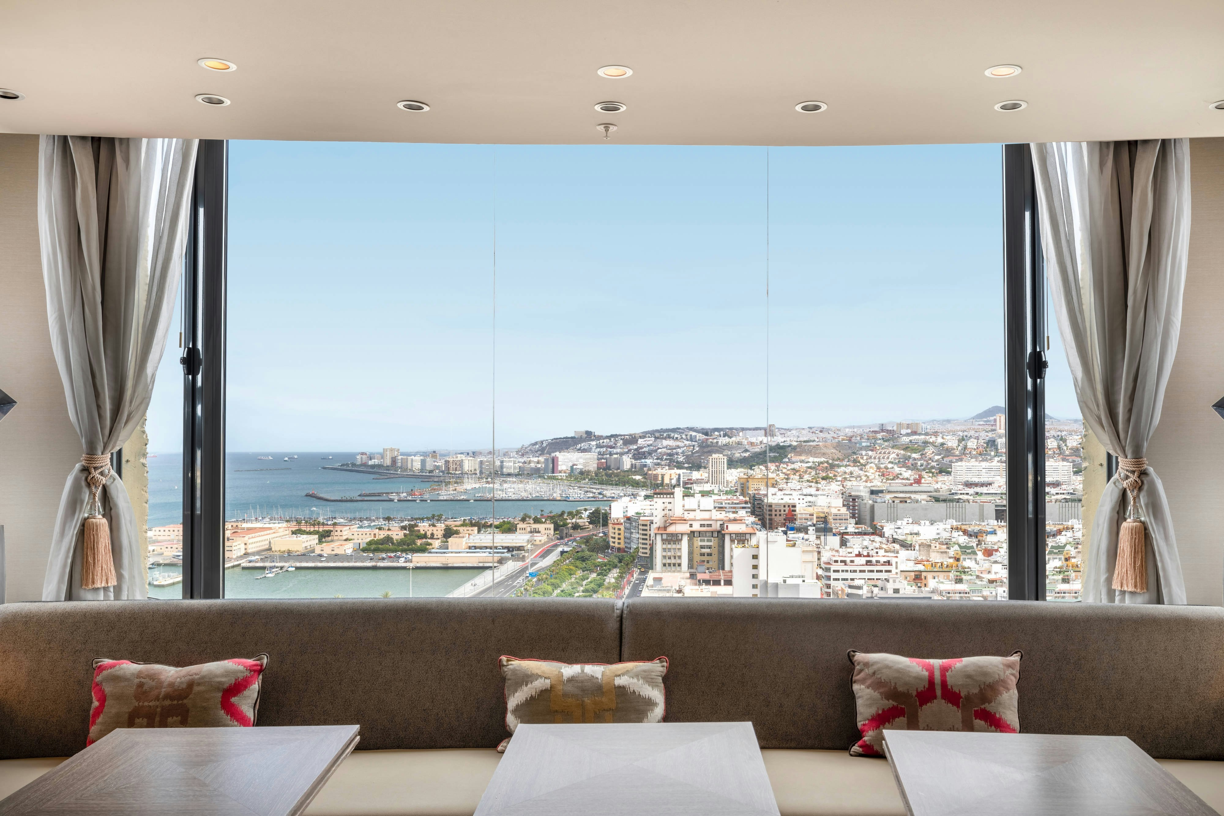 Ac Hotel Gran Canaria 34/50