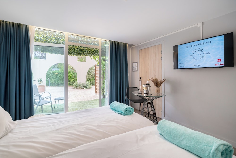 غرفة قياسية بسريرين منفصلين، Mercure Antibes Sophia Antipolis Hotel 4/10
