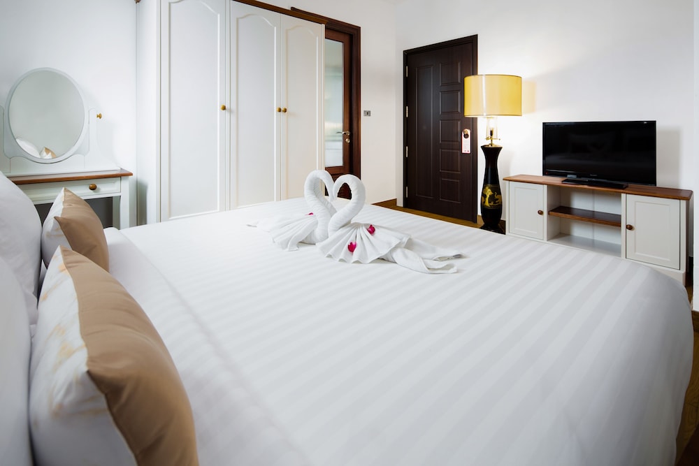 Aiyara Grand Hotel 32/77