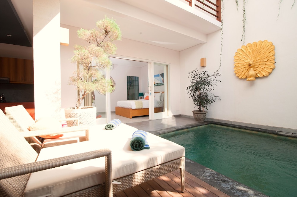 Apple Villa & Suite Seminyak 51/73
