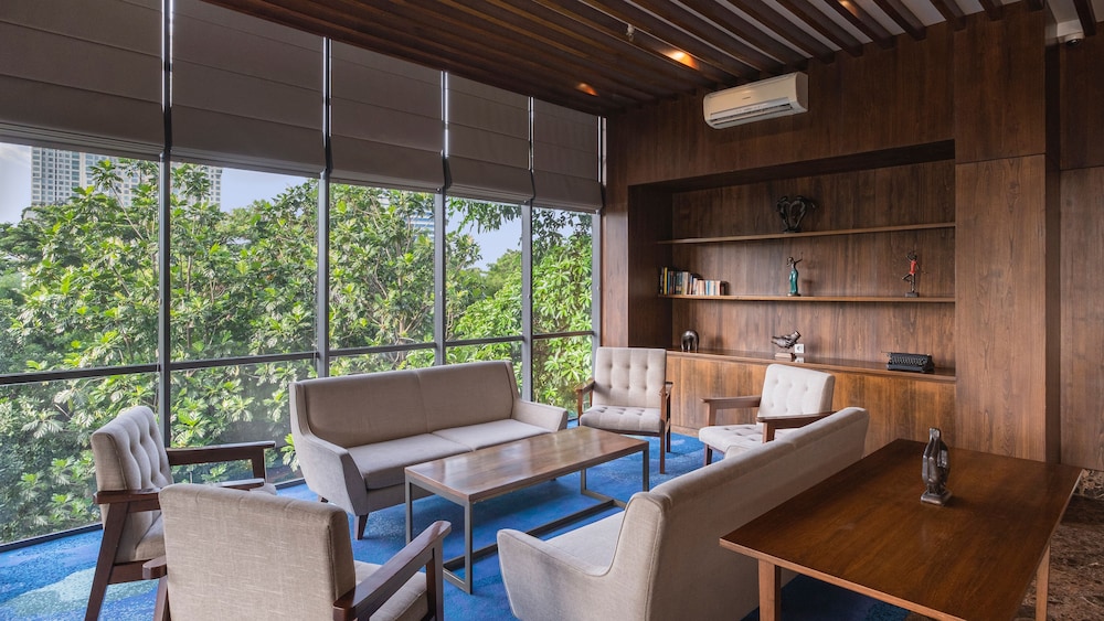 Veranda Hotel At Pakubuwono 37/59