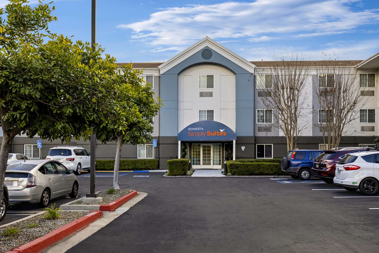 Sonesta Simply Suites Irvine East Foothill 17/20