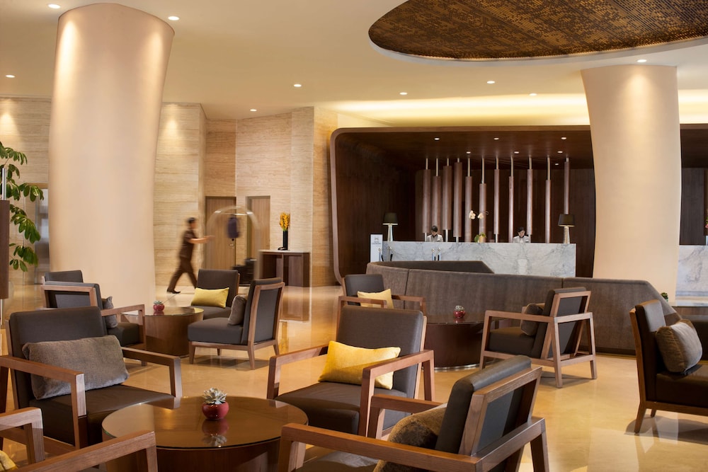 DoubleTree by Hilton Hotel Jakarta - Diponegoro 42/54