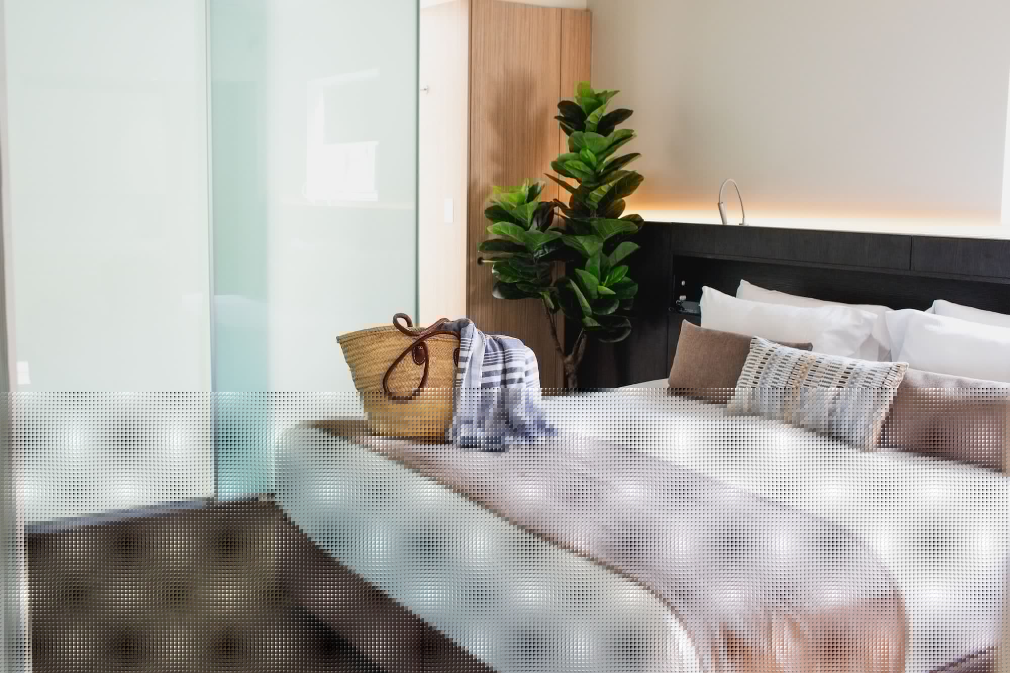 2 BEDROOMS, APARTMENT