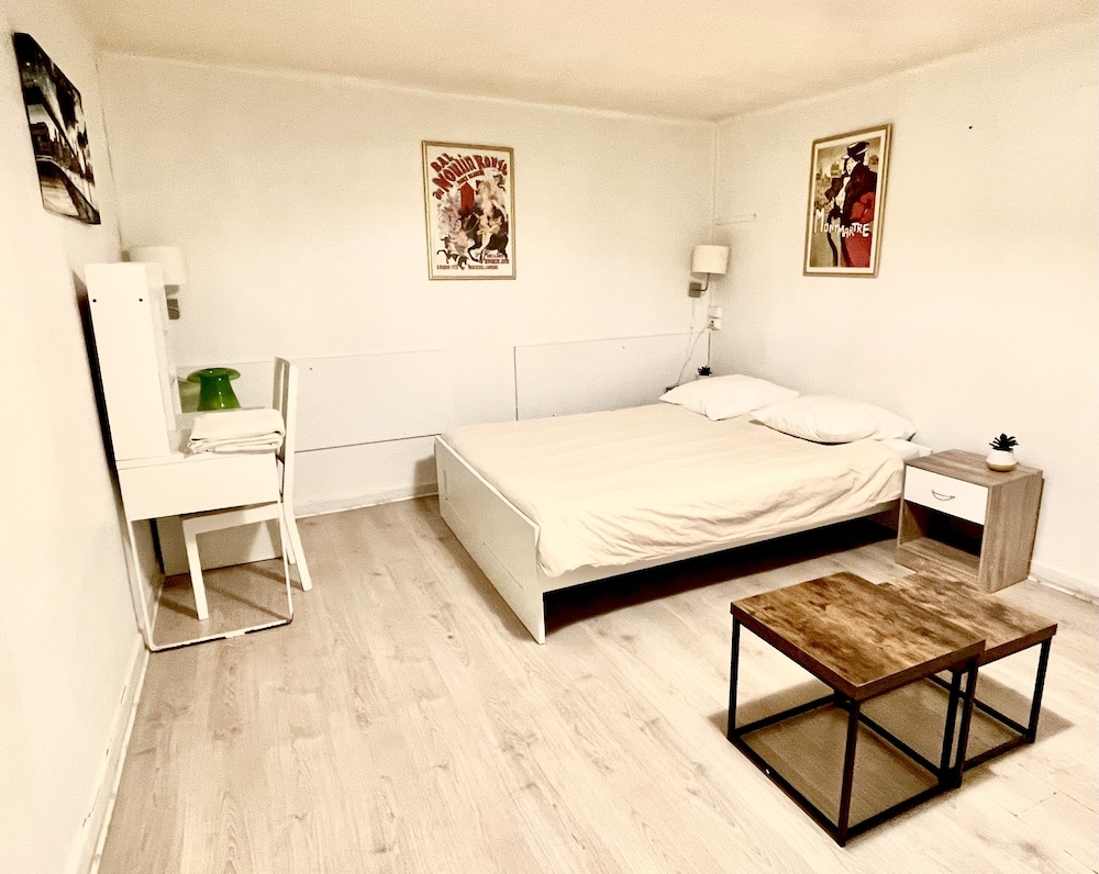 ROOM, DOUBLE BED, PRIVATE BATHROOM