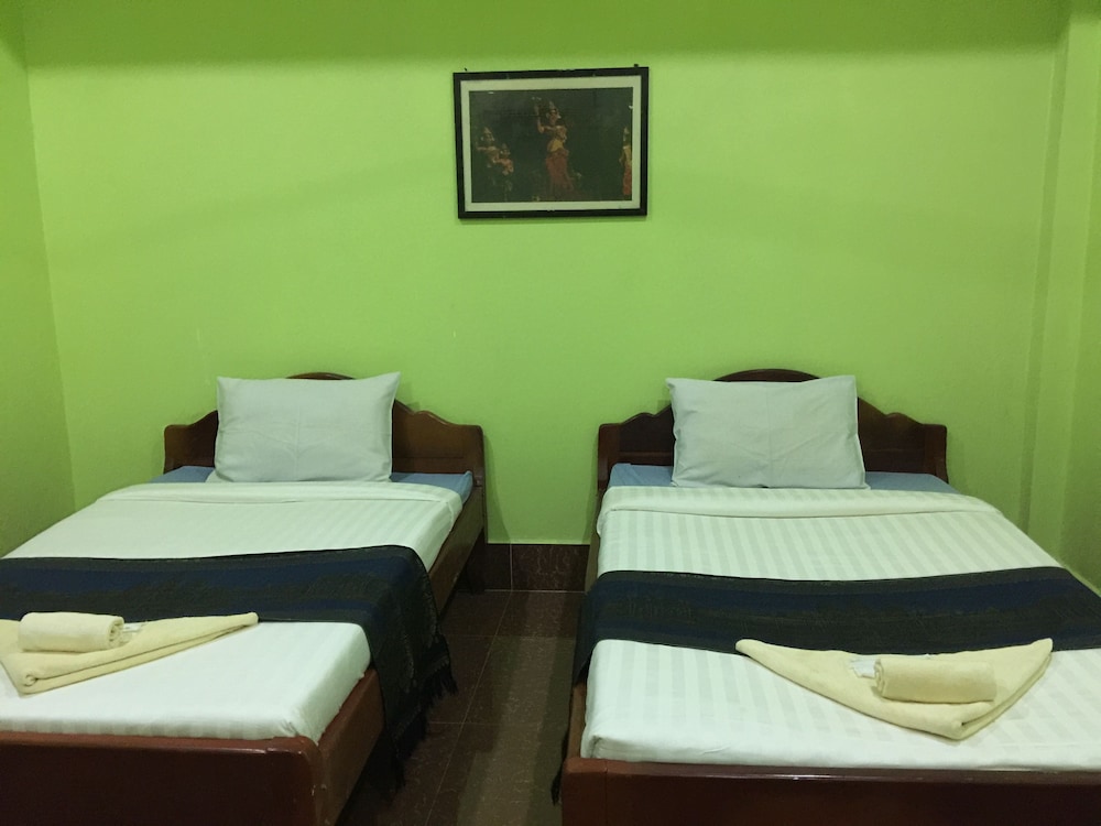 STANDARD, TWIN BEDS