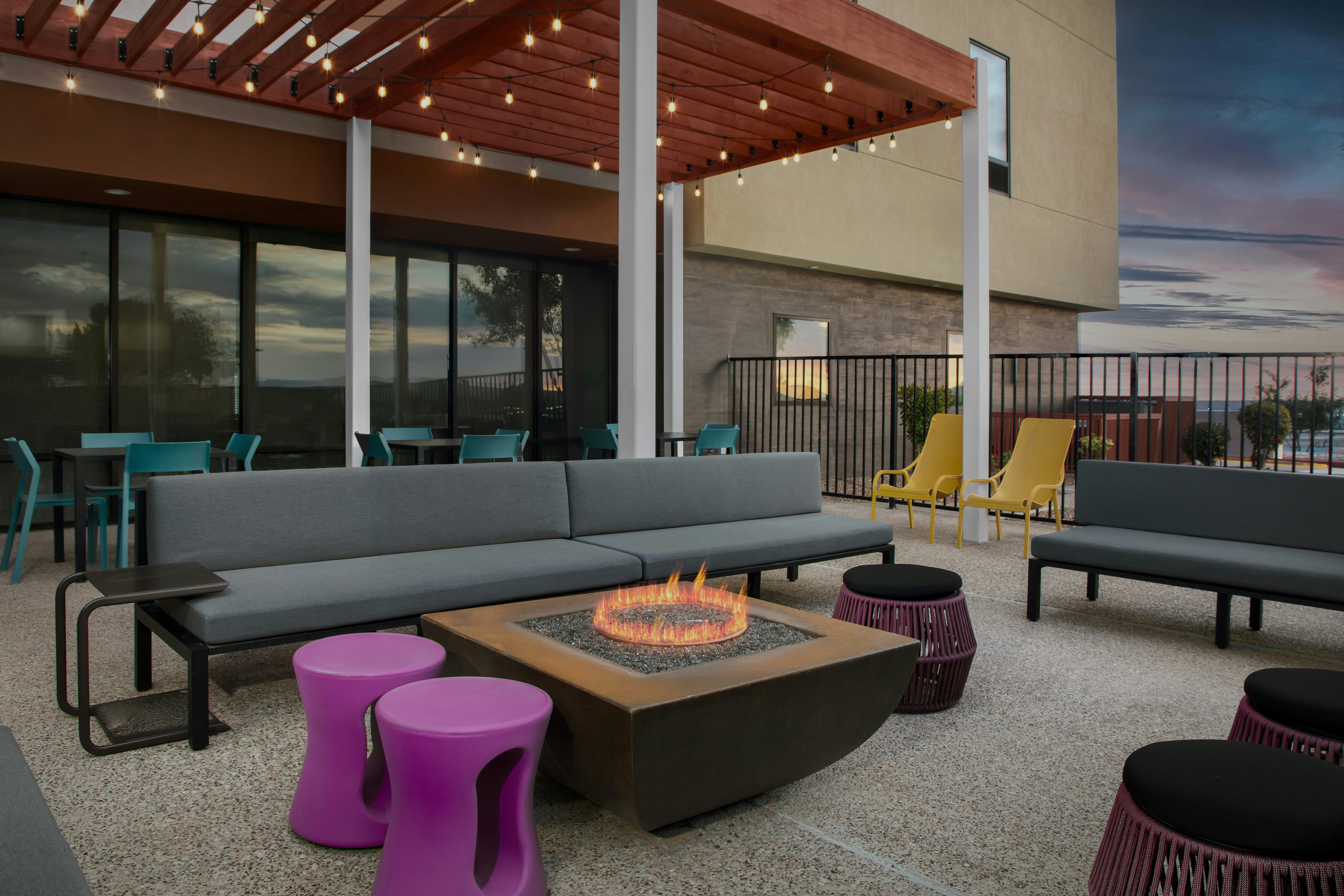Home2 Suites By Hilton Las Cruces 17/37