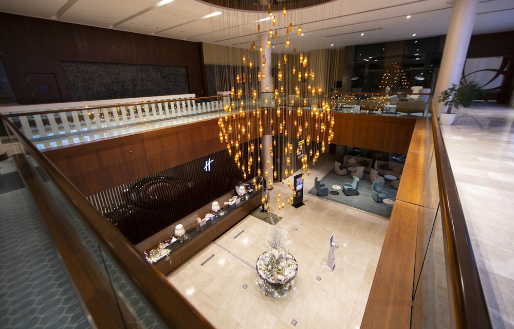 Holiday Inn Baku 36/59
