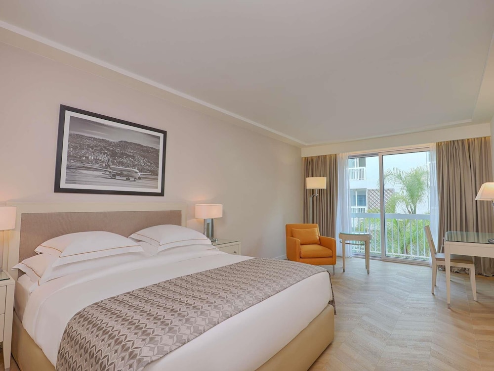 Movenpick Hotel Beirut 15/49