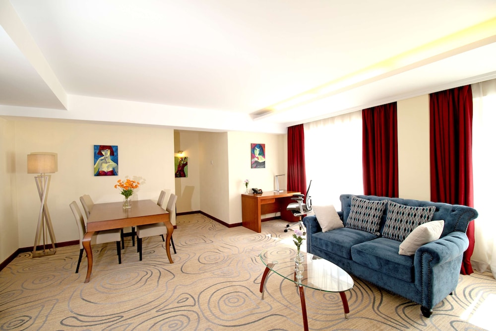 Kempinski Hotel Khan Palace 47/81