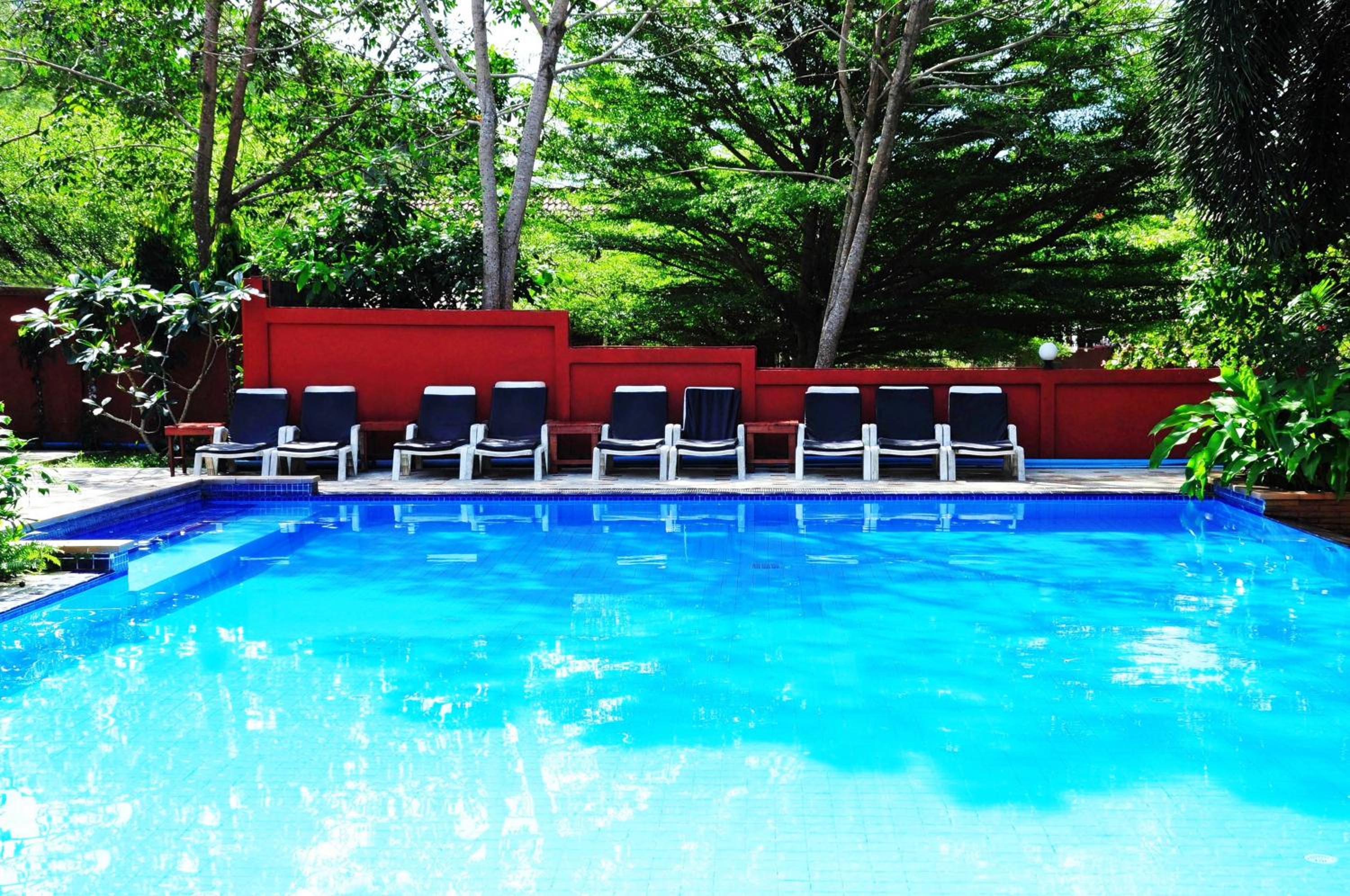 Alina Grande Hotel & Resort 66/72
