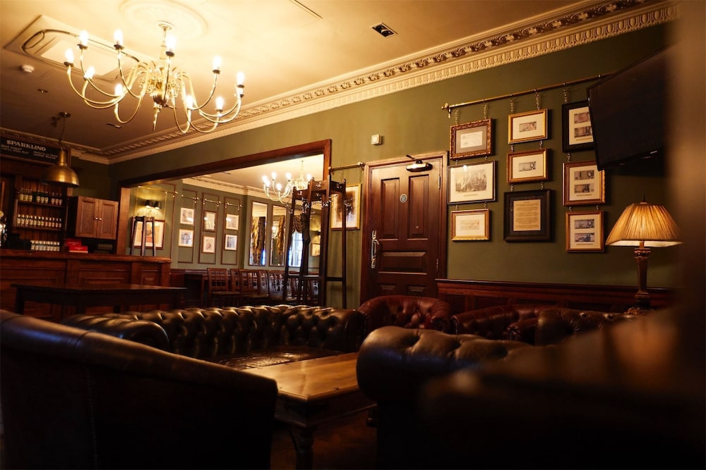 The Counting House 5/50