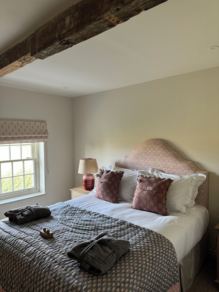 3 Bedrooms, Residence, Suite, 2 Queen and Twin Beds