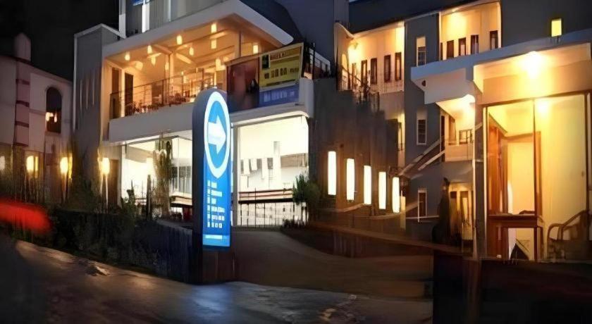 Hotel Bintang Tawangmangu 3/17