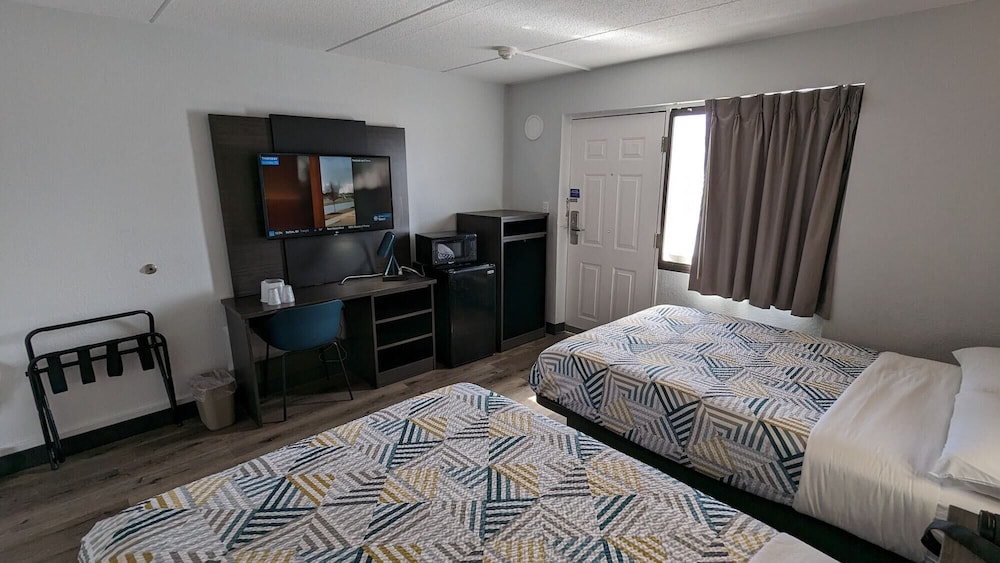 Motel6 Leominster, MA 32/43