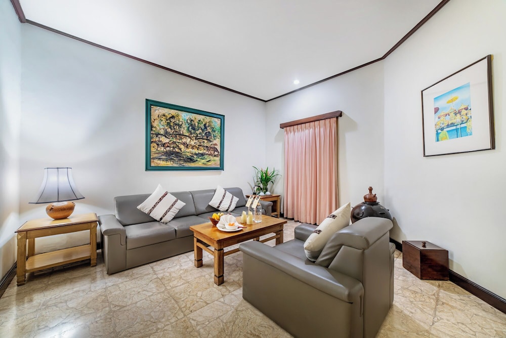 Hotel Tugu Blitar 43/67