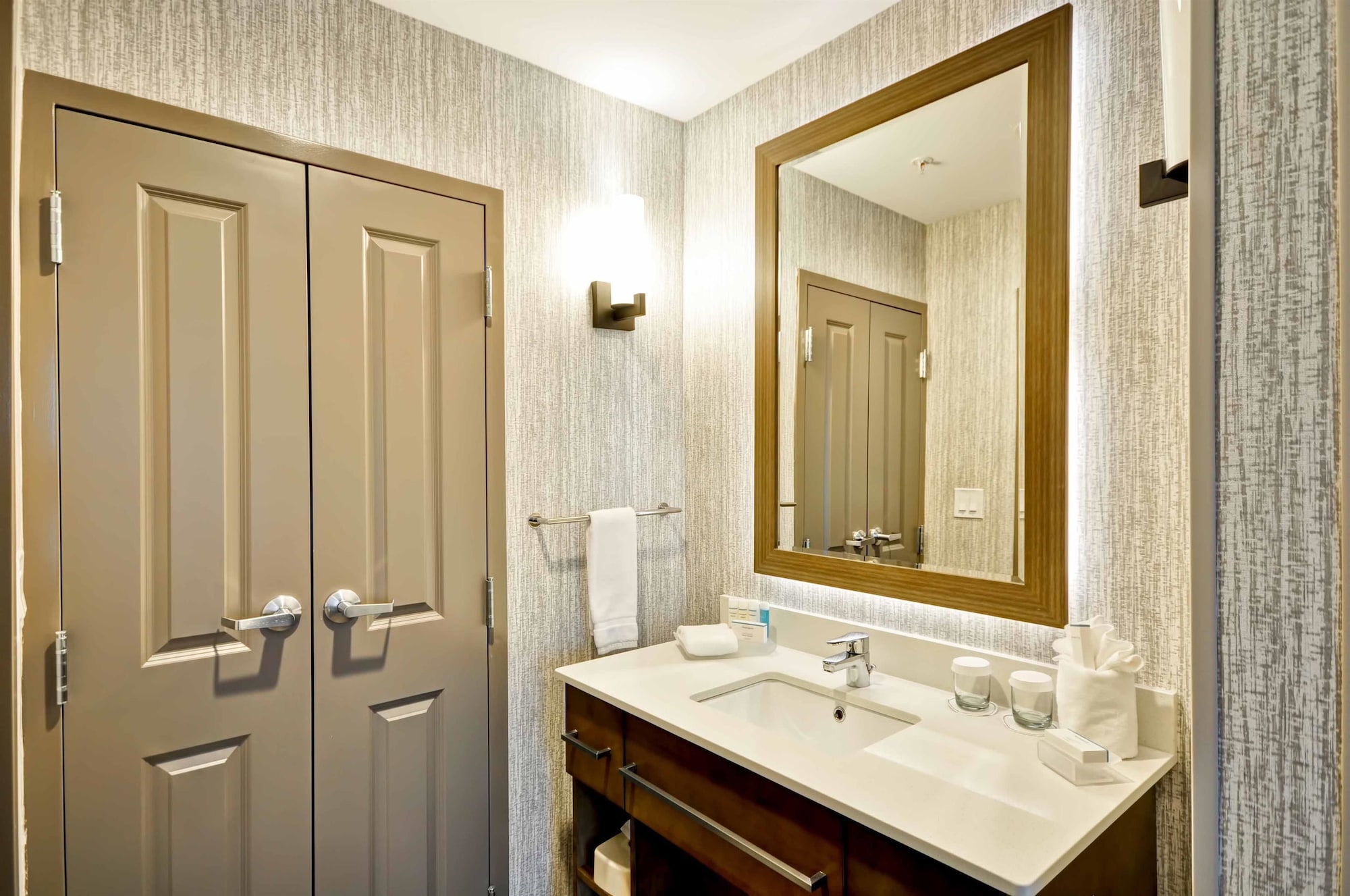 جناح بسريرين كوين، Homewood Suites By Hilton Cincinnati West Chester 3/4