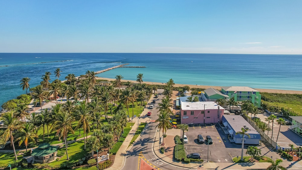 The Royal Inn Beach Hotel Hutchinson Island 59/66