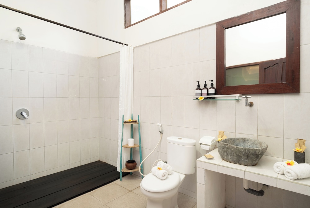 Ubud Raya Boutique Hotel 65/66