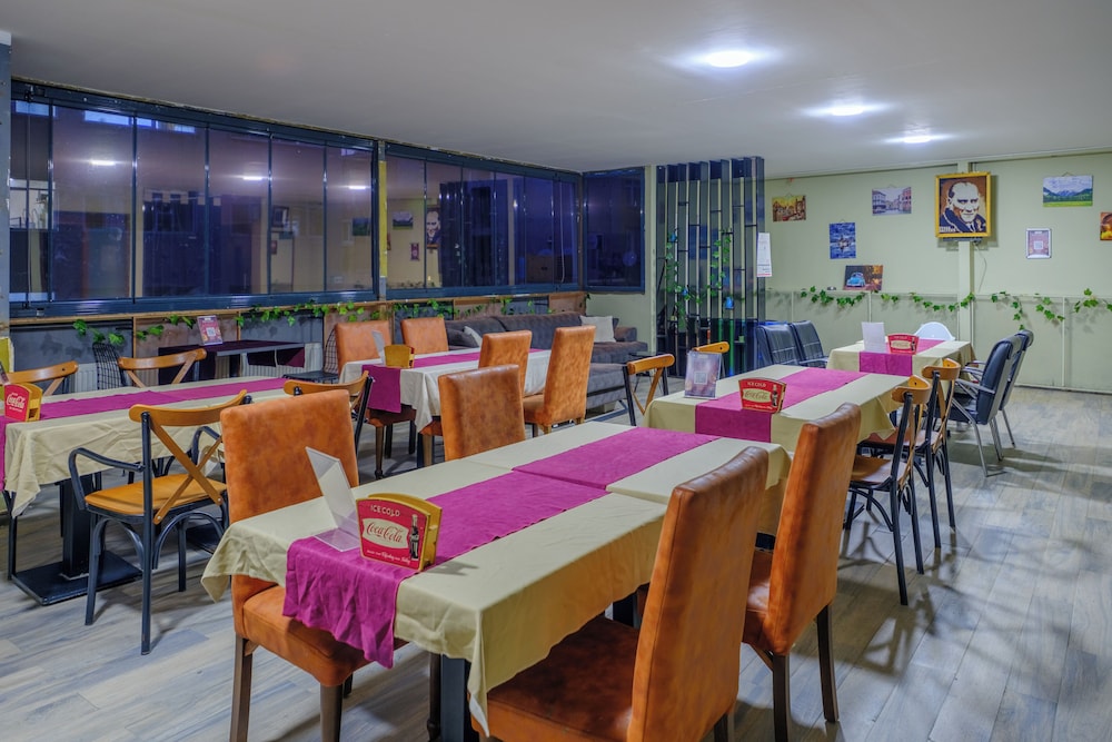Senyor Garden Hotel 45/50