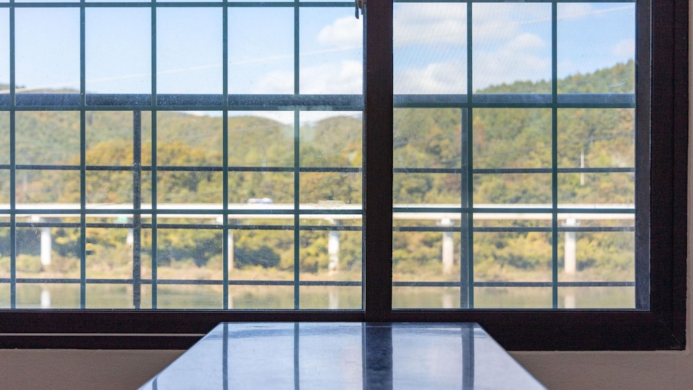 Chuncheon Beautiful House Pension 40/50