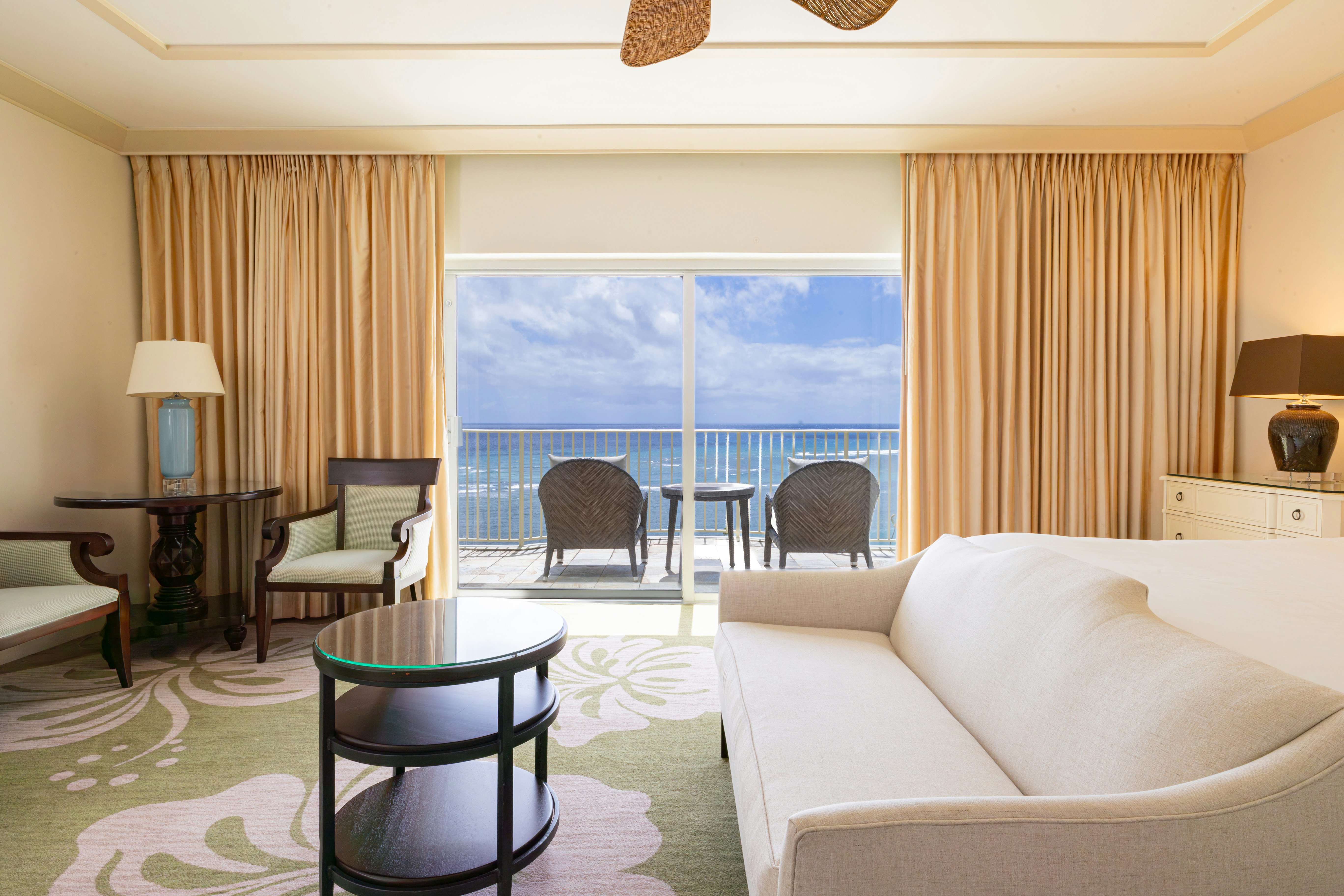 Lanai, Ocean Front