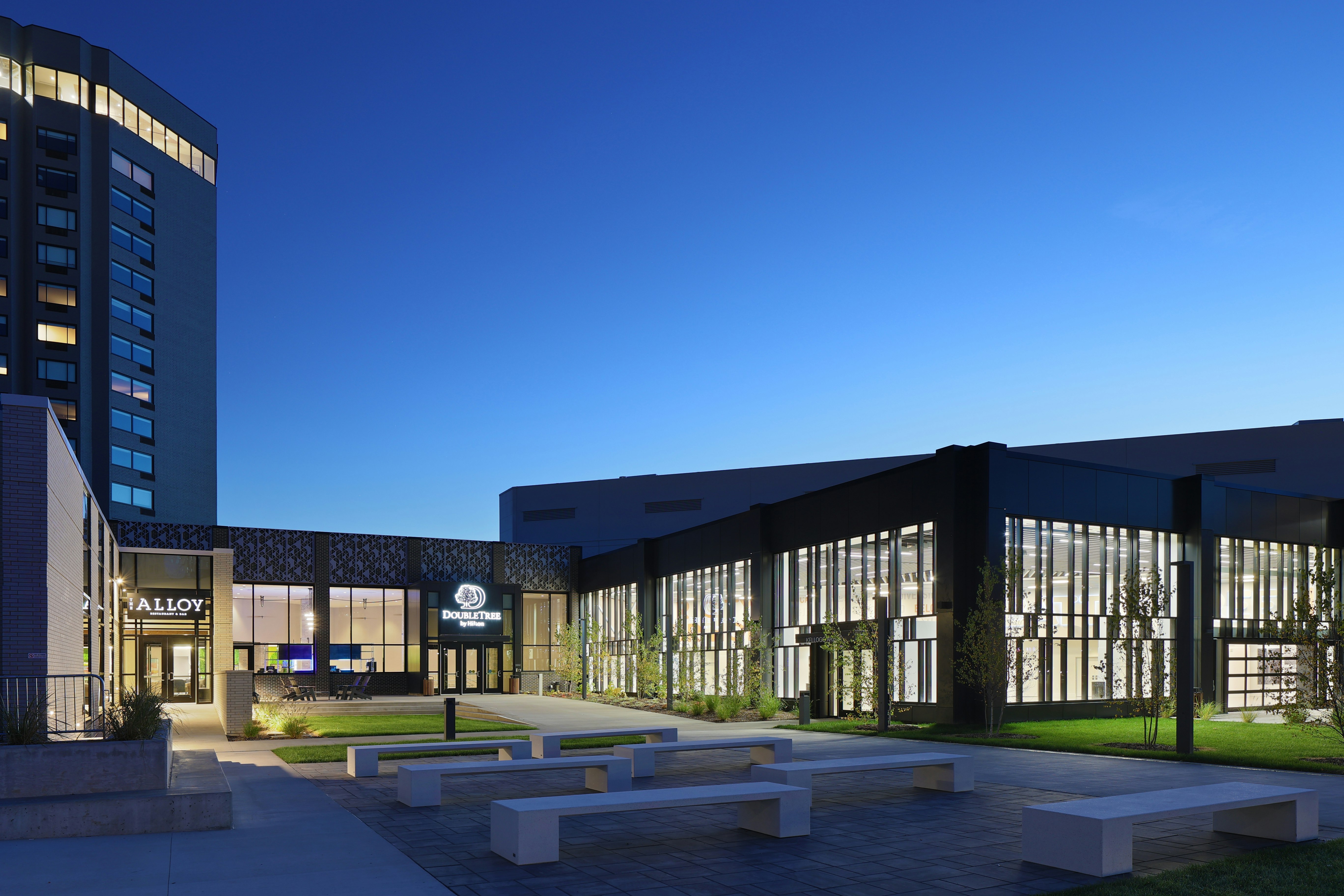 DoubleTree by Hilton Battle Creek 44/44