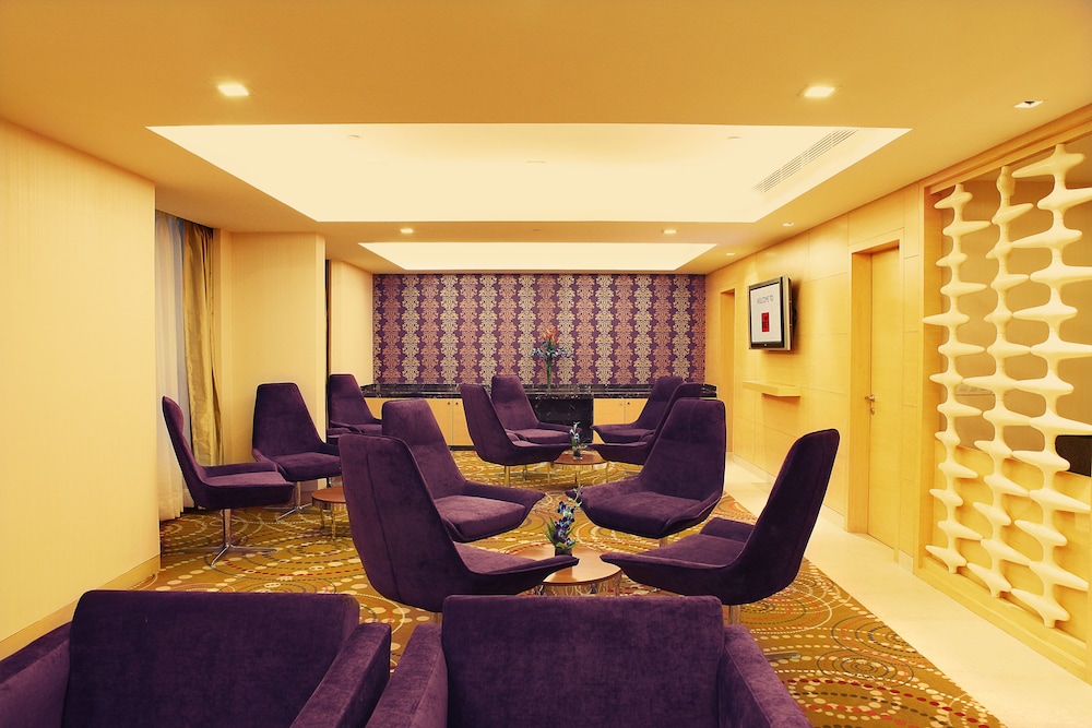 The Metropolitan Hotel Spa 33/50