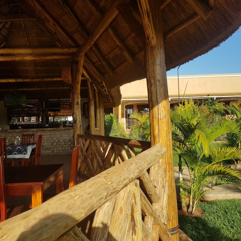 African Roots Guesthouse 45/47