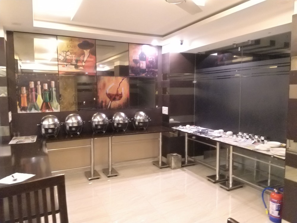 Arihant Inn 50/53