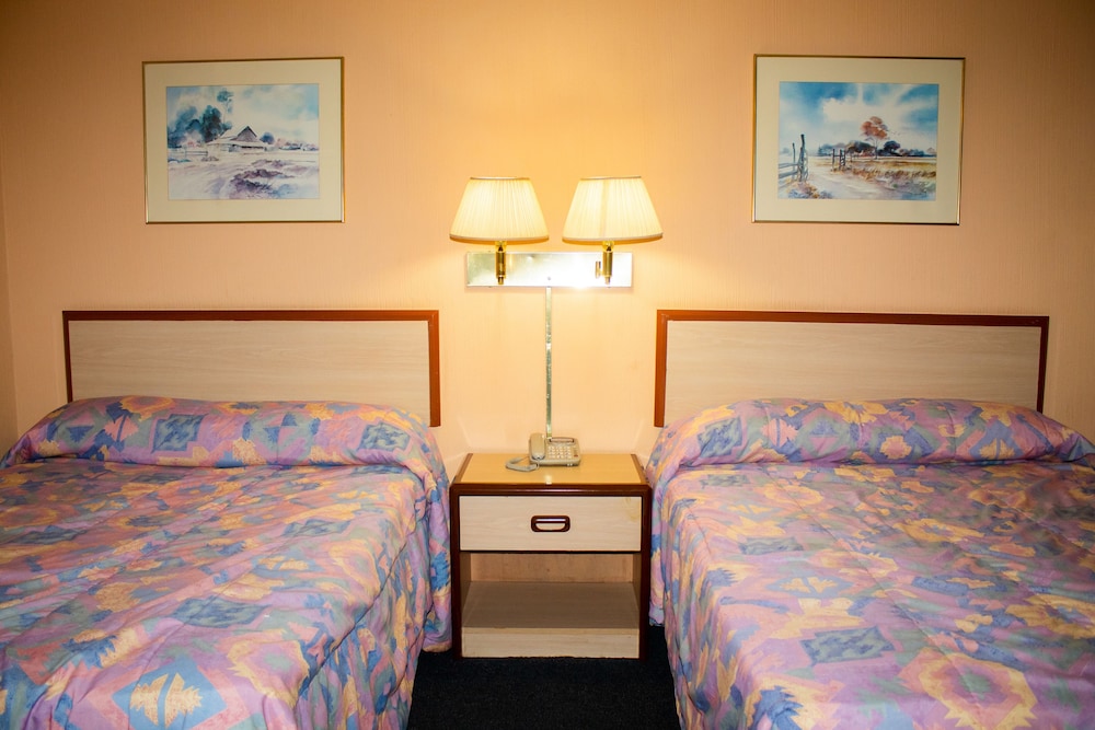 Travelodge Hotel Ciudad Obregon Sonora MX 13/17