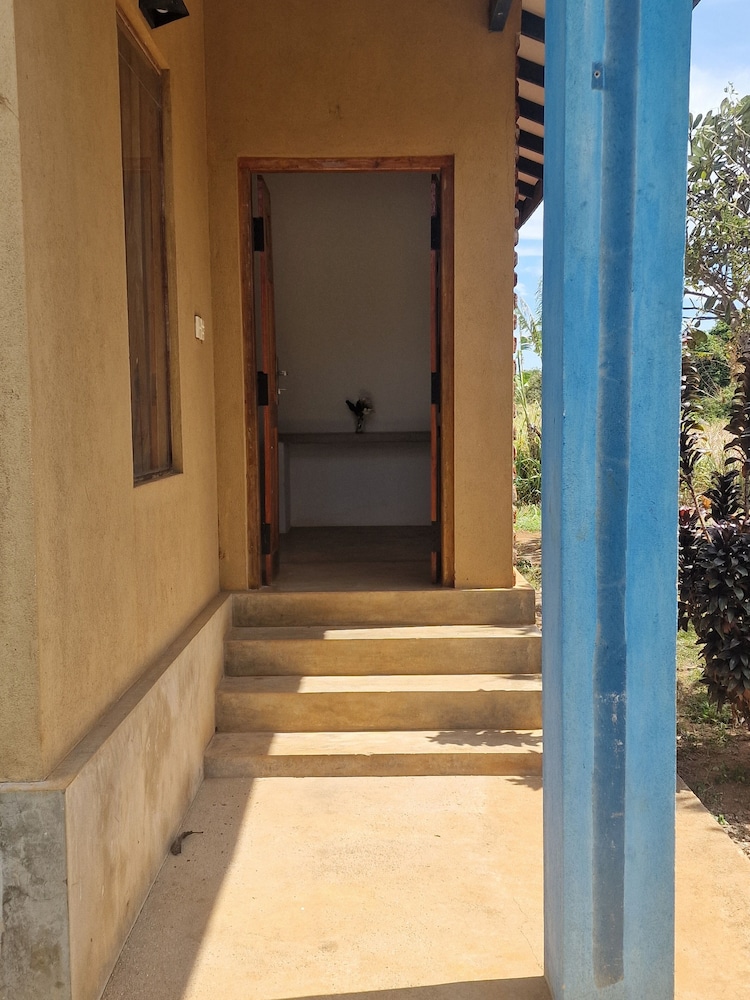 Rho Sigiriya 5/47