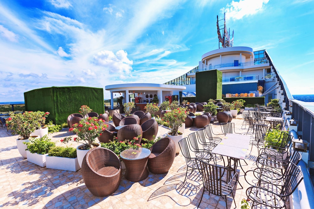 Muong Thanh Luxury Can Tho Hotel 64/68