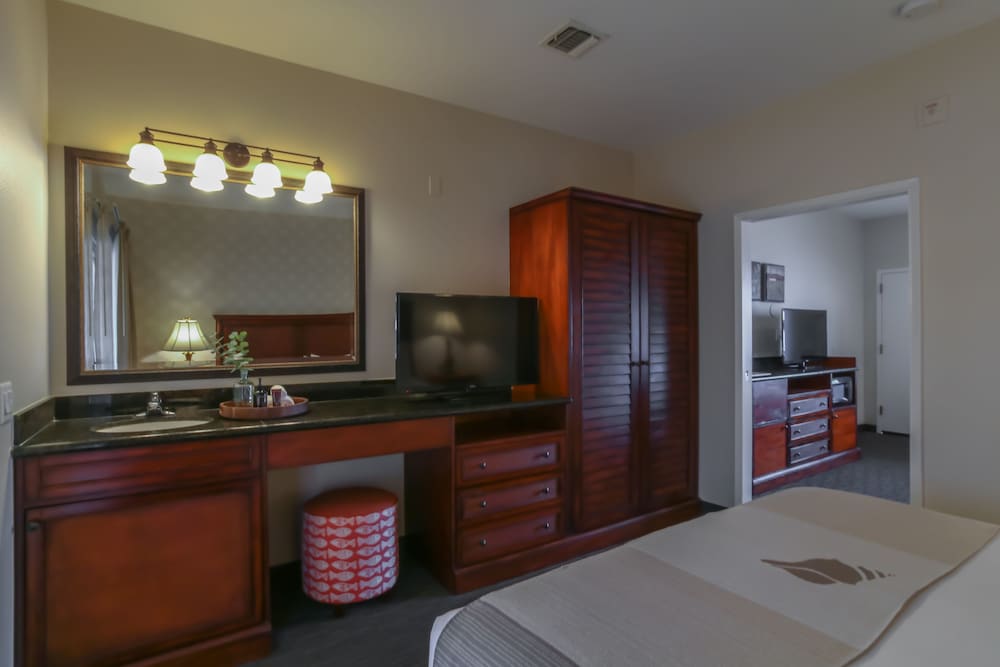 Oxford Suites Pismo Beach 27/35