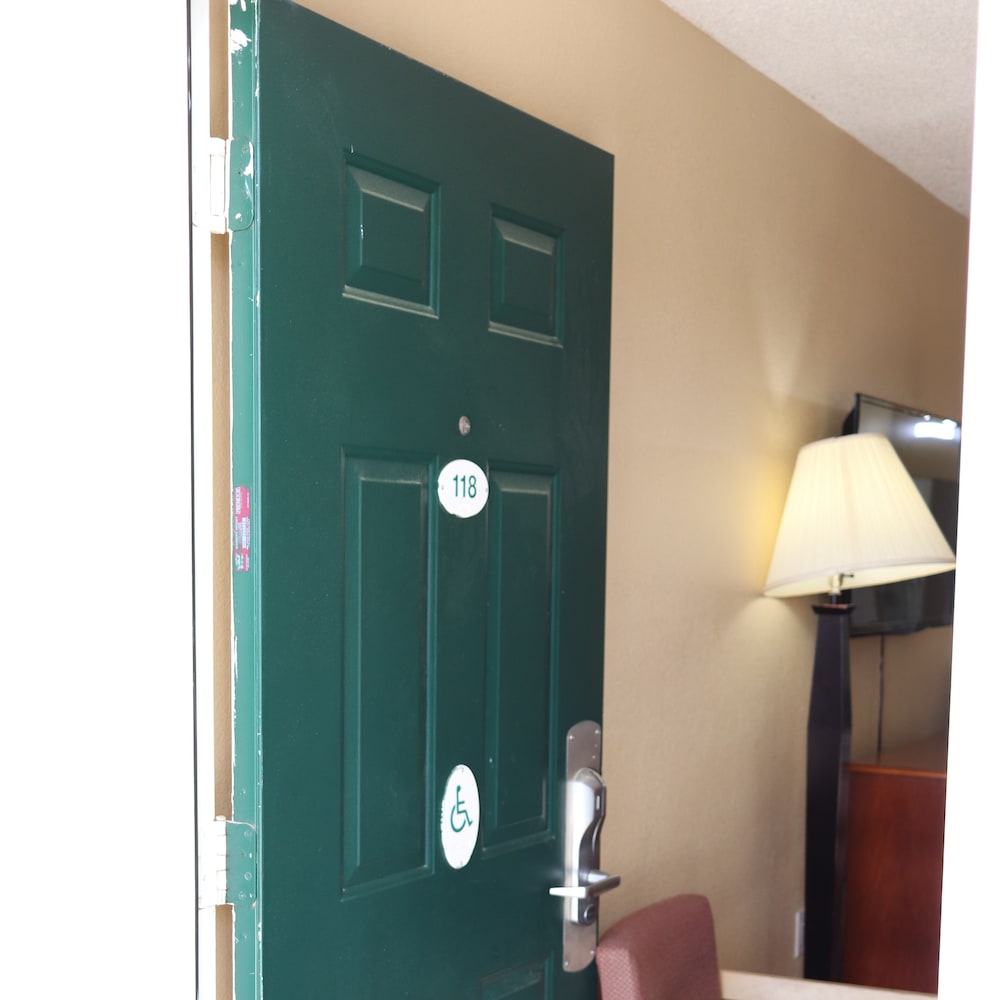 Woodstream Inn 31/57