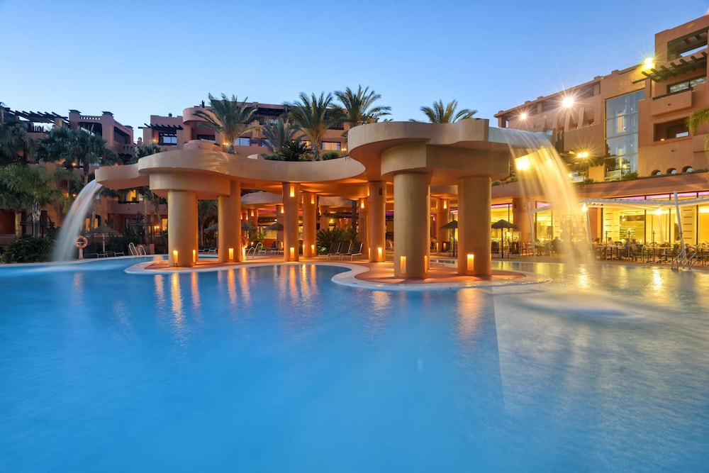Royal Hideaway Sancti Petri A Member of Barcelo Hotel Group 2/72