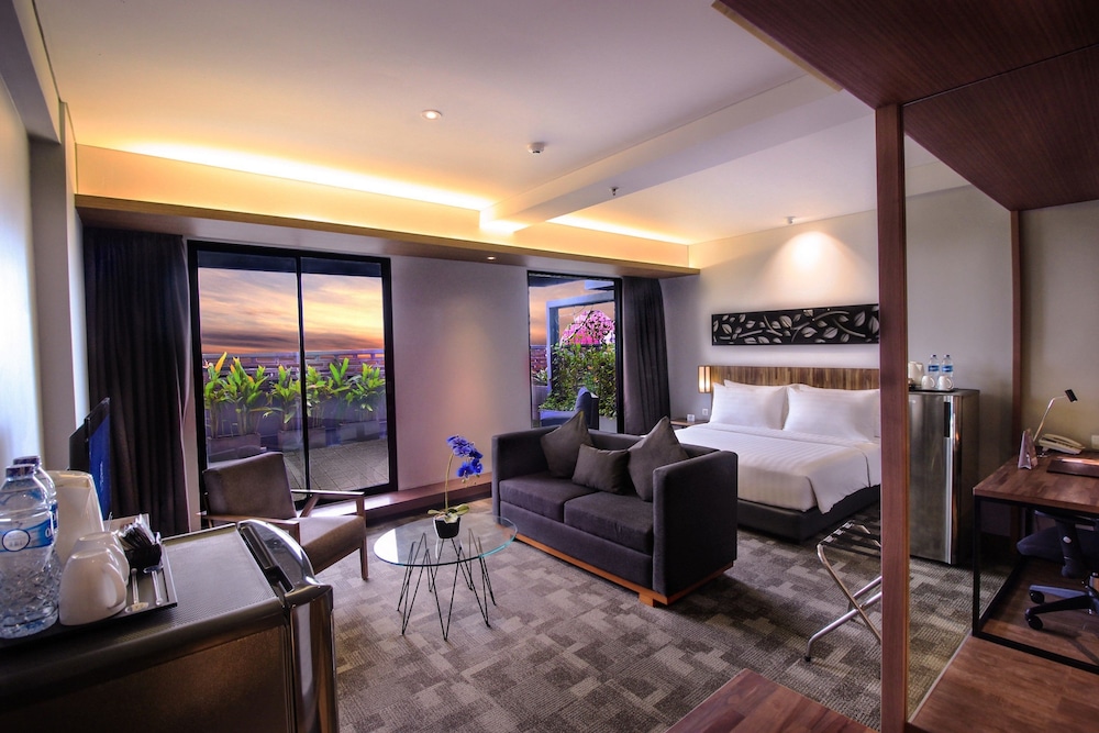 Batiqa Hotel Jababeka 22/60
