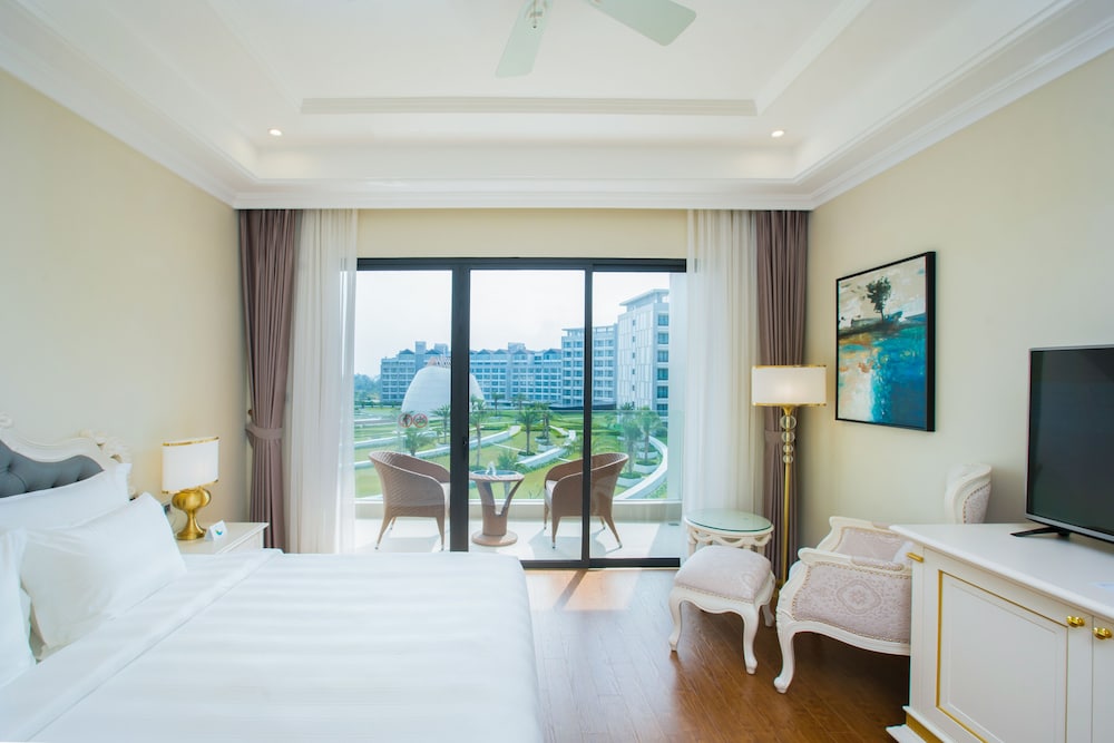 Wyndham Grand Phu Quoc 10/50