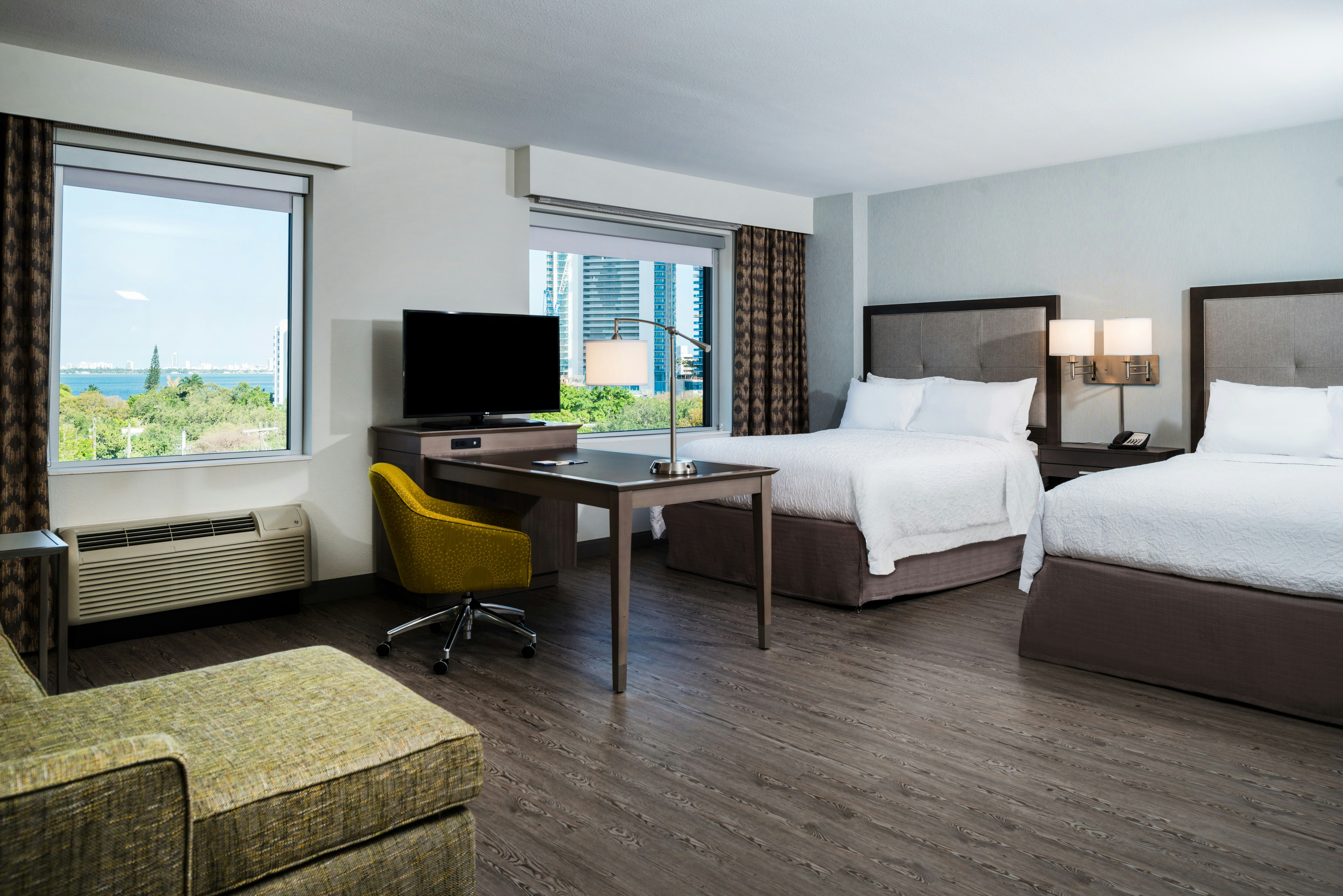 STUDIO, 2 QUEEN BEDS, ACCESSIBLE